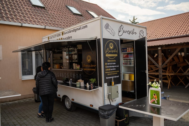 Burcsibro food truck
